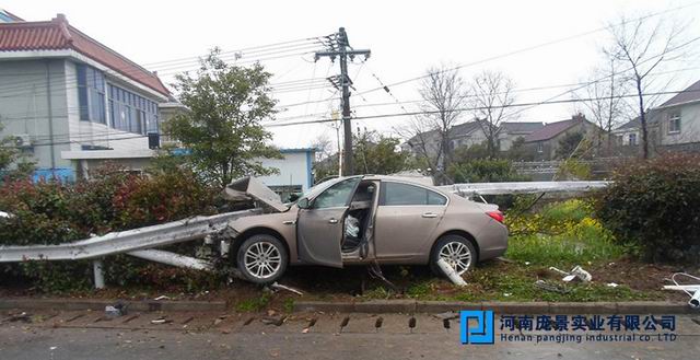 1585731470347991.jpg 道路波形草莓视频污在线看免费.jpg