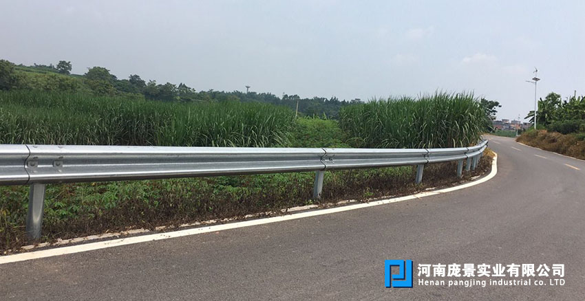 岳阳波形草莓视频污在线看免费.jpg