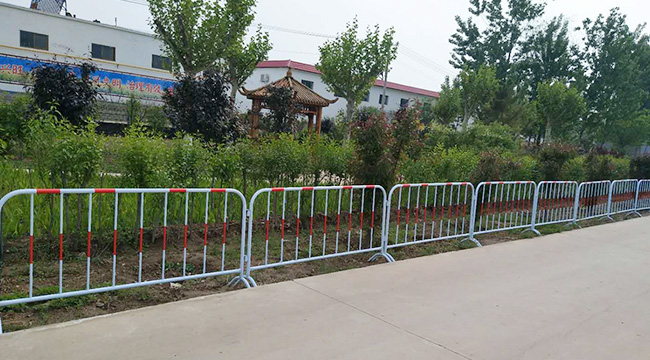 移动铁马草莓视频污在线看免费.jpg