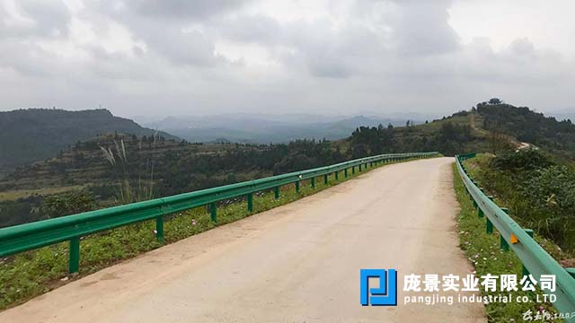 乡村公路波形草莓视频污在线看免费报价.jpg