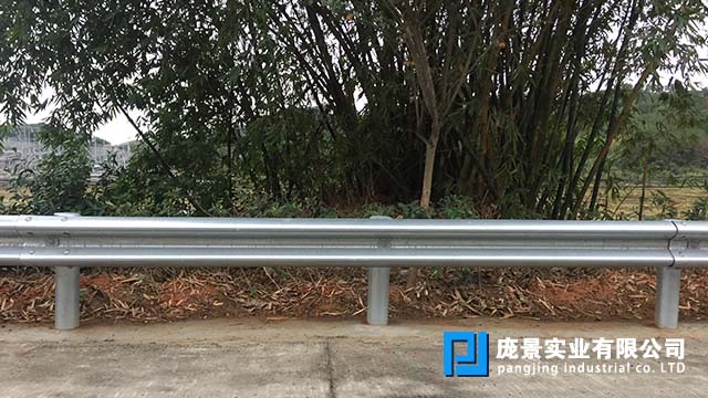 双波草莓视频污在线看免费.jpg