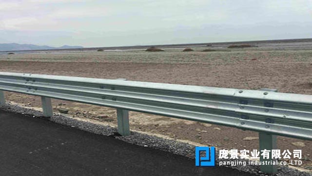 三波草莓视频污在线看免费.jpg
