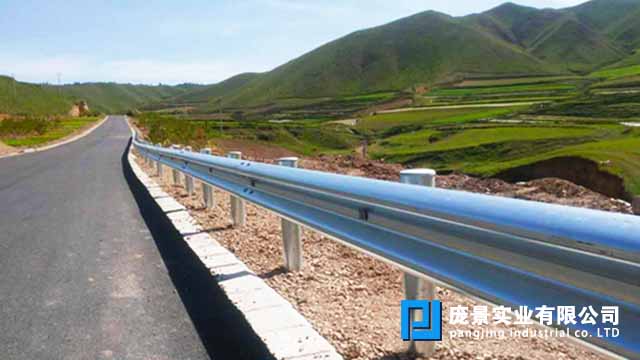 乡村公路草莓视频污在线看免费.jpg