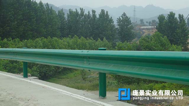 喷塑草莓视频污在线看免费.jpg