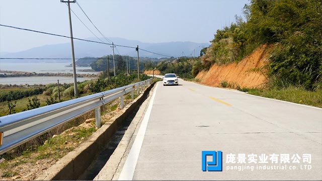 波形草莓视频污在线看免费.jpg