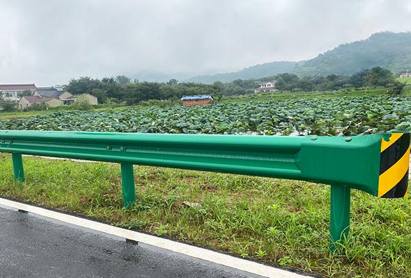 波形草莓视频污在线看免费 .jpg