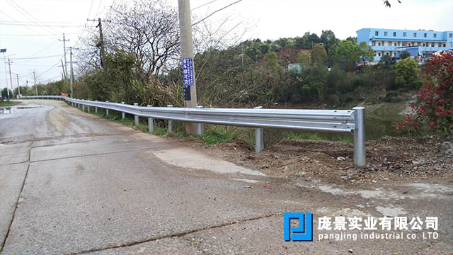 波形草莓视频污在线看免费板 (2).jpg