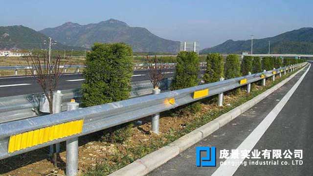 波形梁草莓视频污在线看免费 (2).jpg
