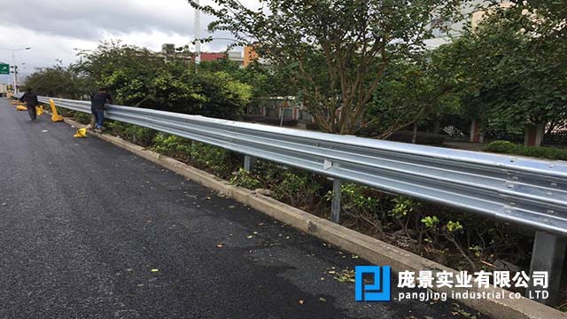 三波波形草莓视频污在线看免费.jpg