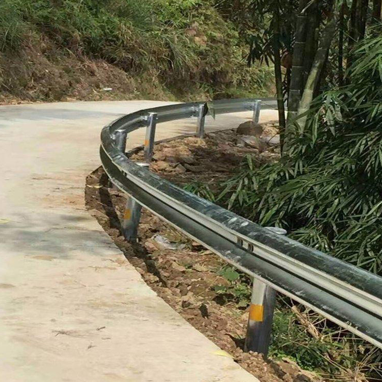 波形草莓视频污在线看免费24.jpg