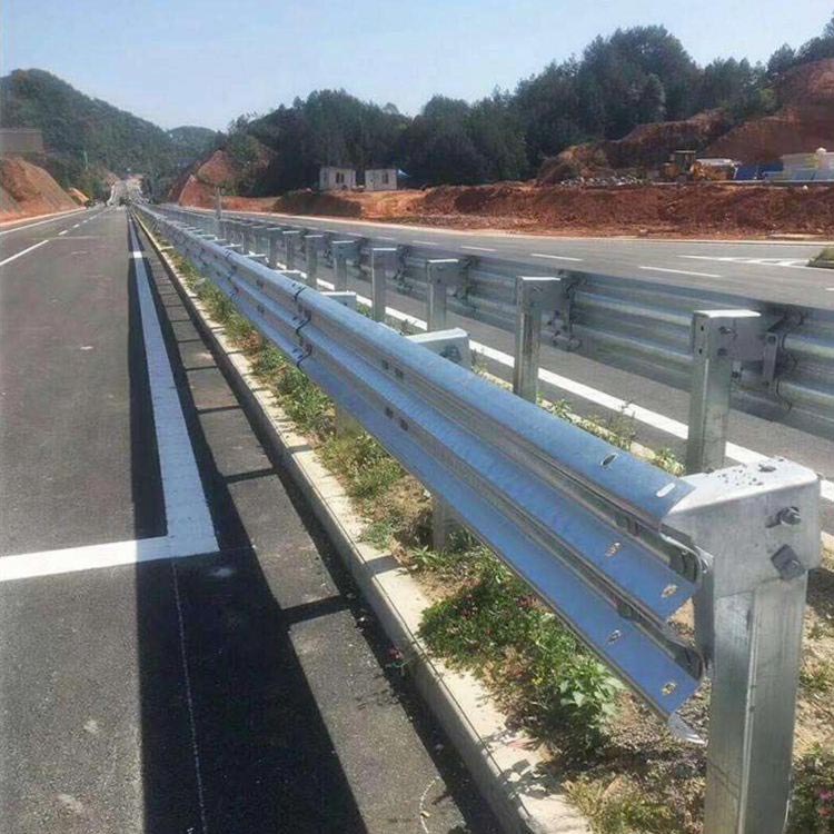 中分带草莓视频污在线看免费3.jpg