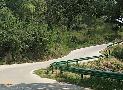 波形梁草莓视频污在线看免费