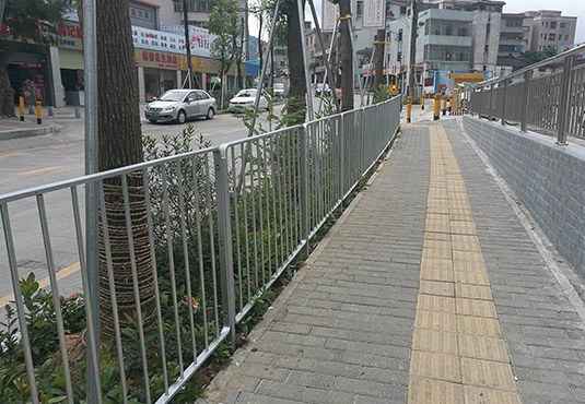 港式草莓视频污在线看免费